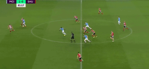 克罗斯评历史最佳11人：C罗左边锋，梅西前腰，马尔蒂尼入选