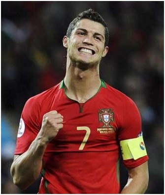 队报周末最佳法国阵：救世主阿雷，核心科内，独造五球奥利塞（《队报》周末最佳阵容：阿雷成救世主，科内掌舵中场，奥利塞独造五球）