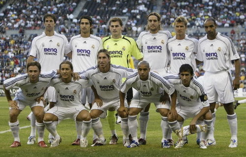 2025巴甲36轮：拉扬双响斩落大红，内马尔经典传射擒狮（2025巴甲第36轮：拉扬梅开二度击退大红，内马尔传射建功驯狮）