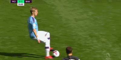 过往欧冠14次出现单赛季前6战全胜球队，最终仅2队夺冠（欧冠历史曾14次有球队单季前6战全胜，最终仅2队捧杯）