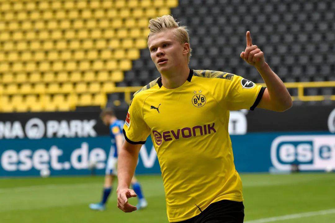 官方：约旦裁判组执法申花客战柔佛，马哈德迈赫担任主裁（官宣：申花客场对阵柔佛由约旦裁判组执法，马哈德迈赫主哨）