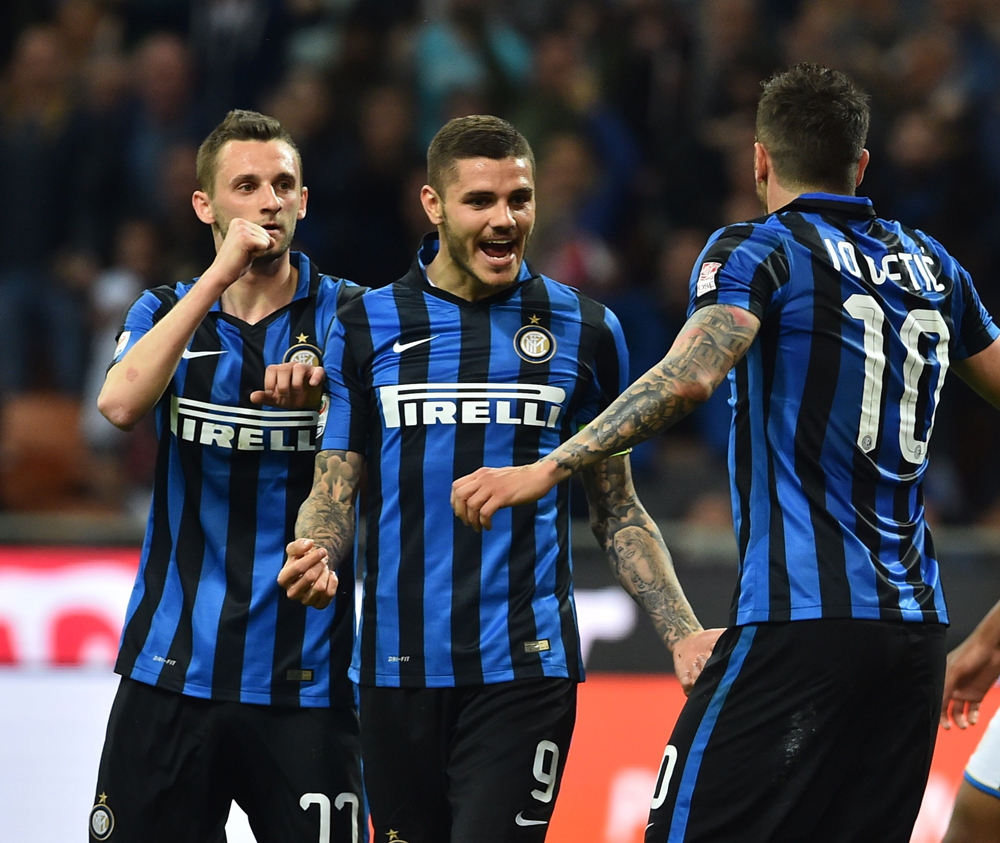 意媒：为避免球迷干扰，斯帕莱蒂决定尤文不在那不勒斯过夜（意媒称，斯帕莱蒂为避球迷干扰，决定尤文赛后不在那不勒斯留宿）