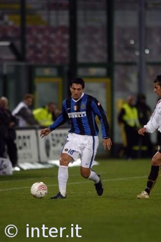 CBA：上海男篮主场大胜同曦（CBA：上海队主场狂胜同曦）